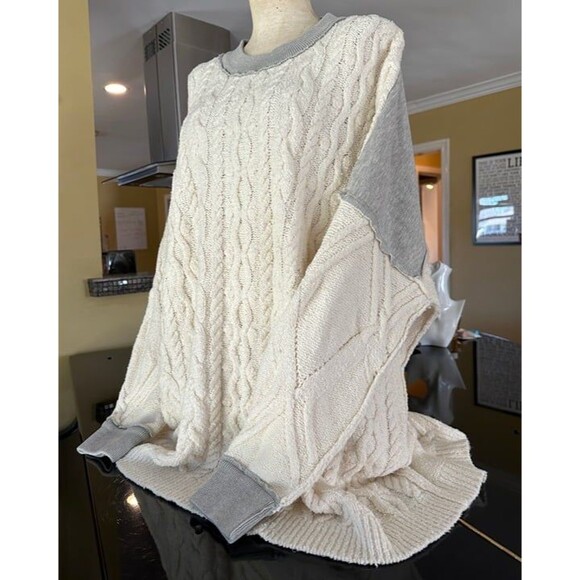 Free People Cream & Gray Mixed Media Olympia Cableknit Sweater Tunic Oversized - Picture 6 of 12